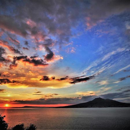 Hotel Lucia Castellammare di Stabia Bagian luar foto